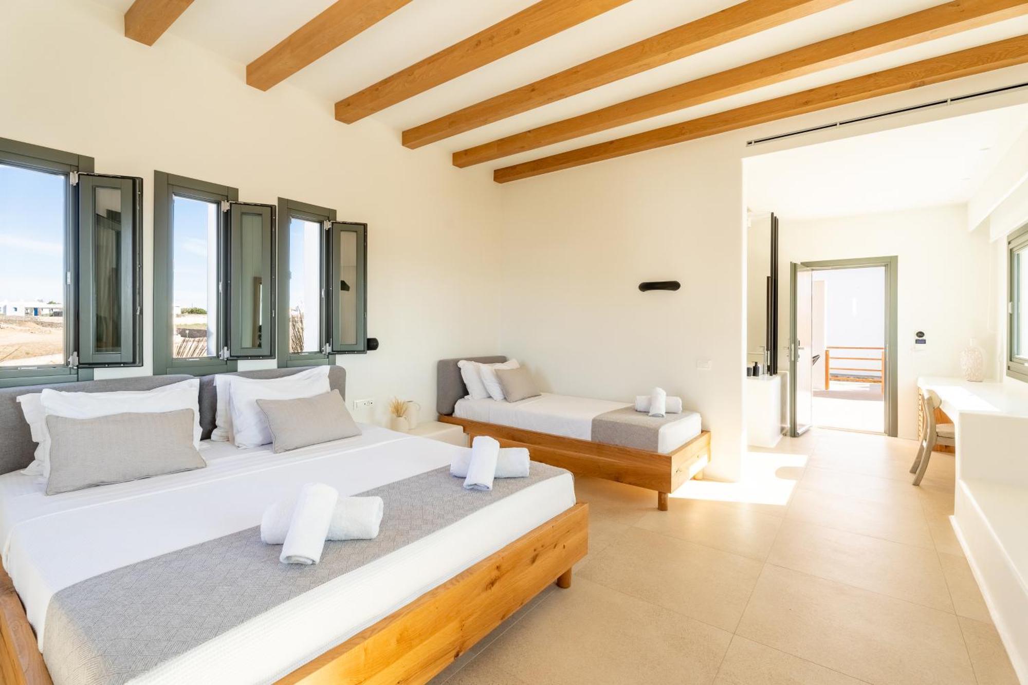 Regency Sunset Suites Mykonos Town Ngoại thất bức ảnh