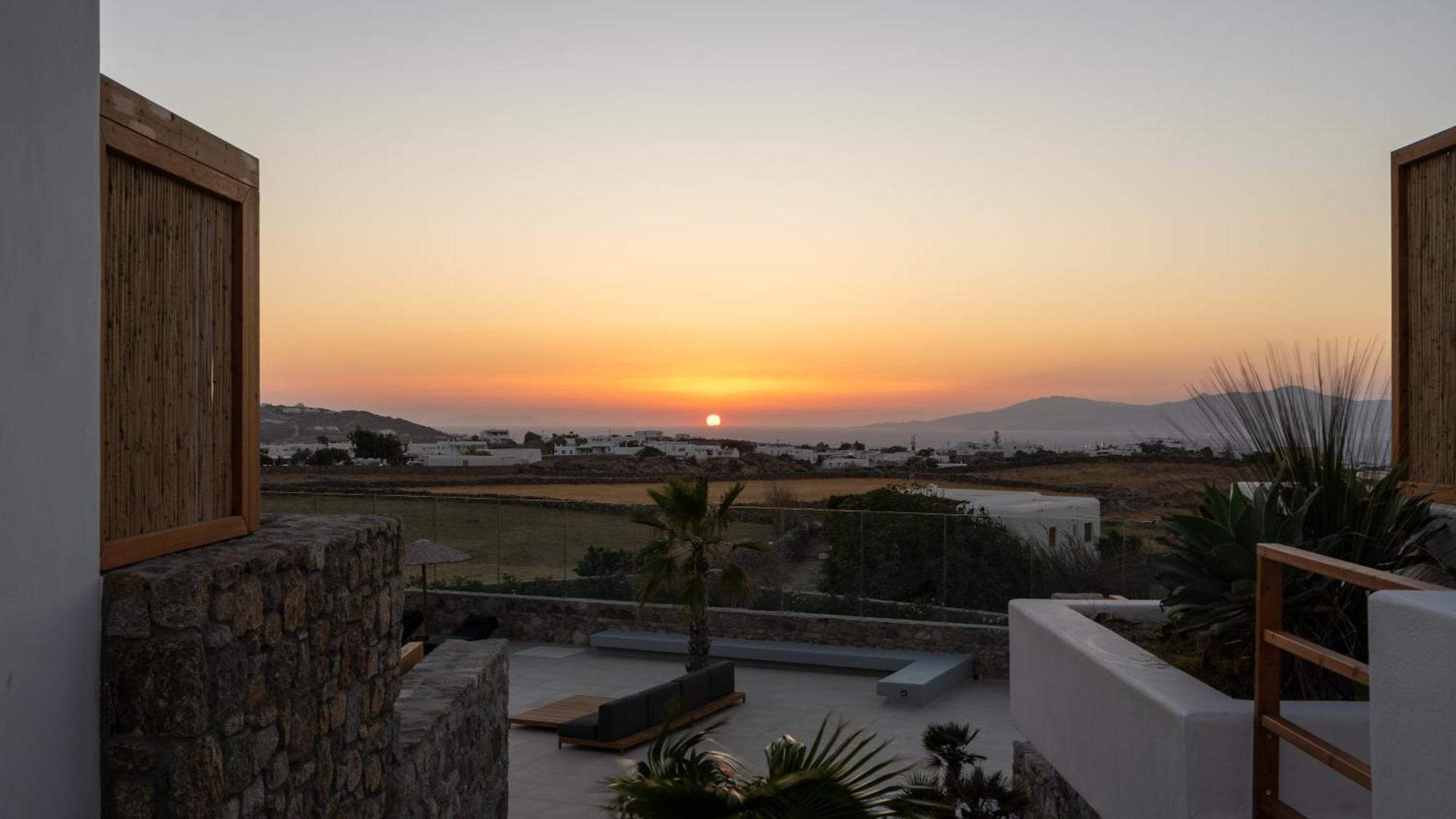Regency Sunset Suites Mykonos Town Ngoại thất bức ảnh